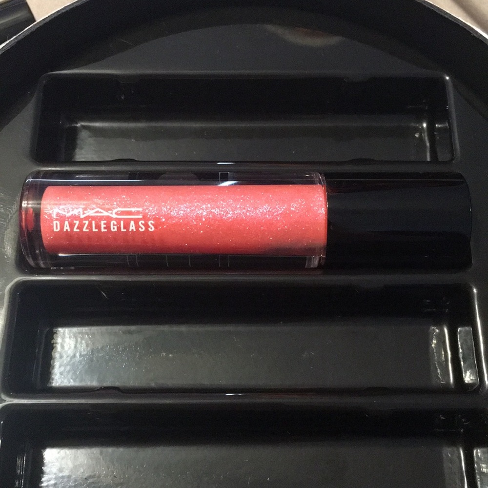 MAC Dazzleglass